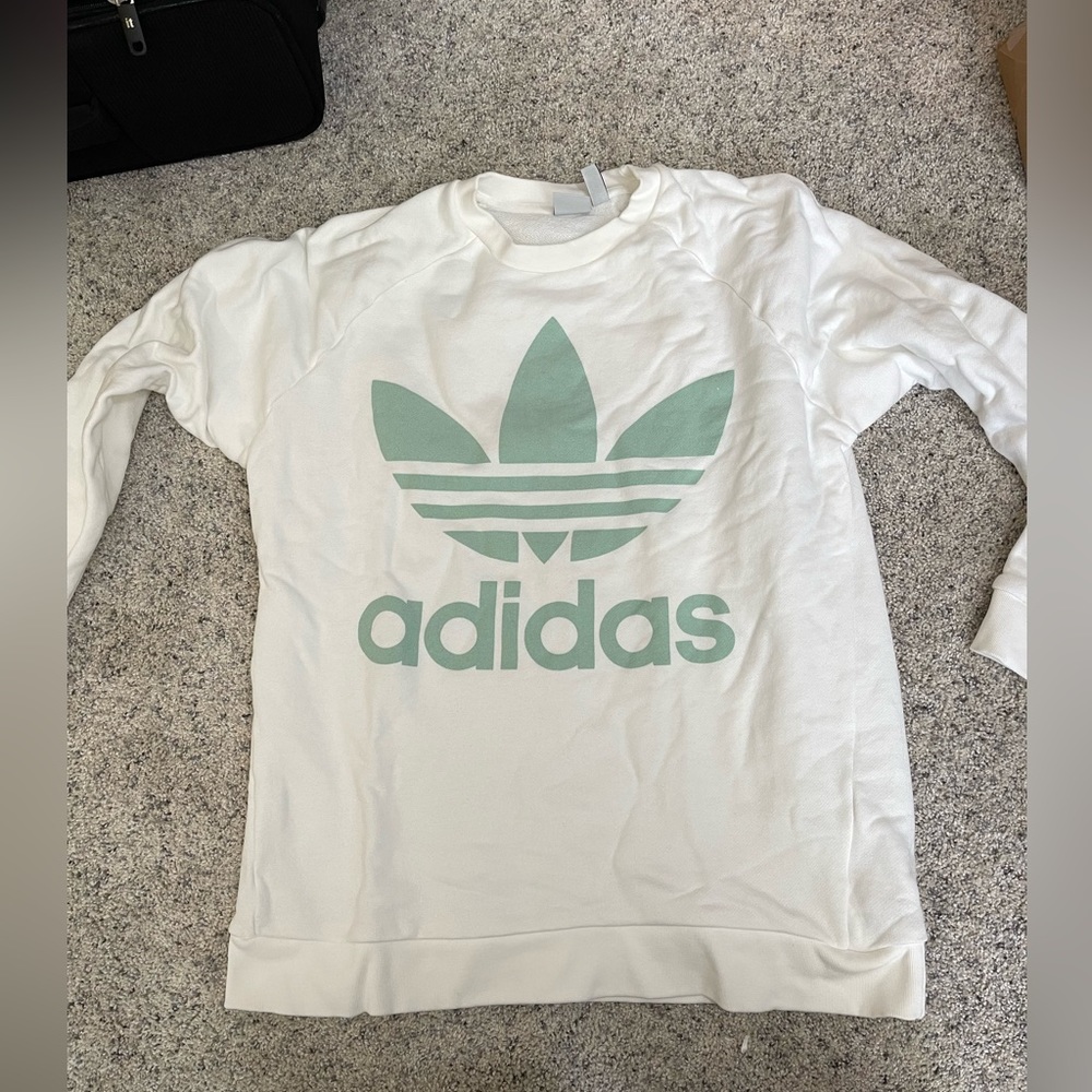 Adidas Sweatshirt